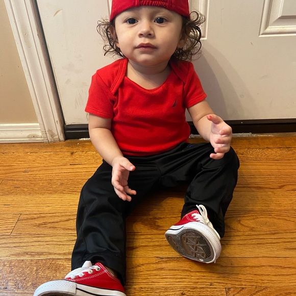 Meet your Posher, Jenny - Picture 3 of 5